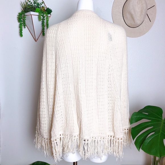 Vintage Cream Poncho Fringe Cardigan - Picture 4 of 7